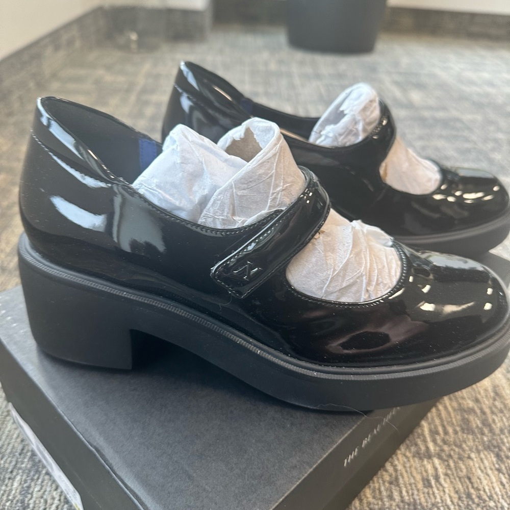 Black Patent Leather Mary Jane Shoes